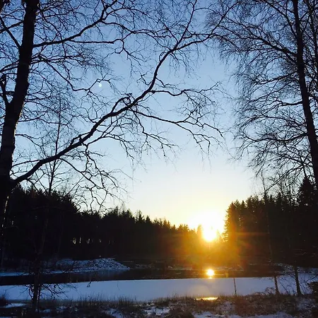 فندق Moehkoen Rajakartano - Ilomantsi Petkeljarvi