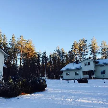 Hotel Moehkoen Rajakartano - Ilomantsi Petkeljarvi