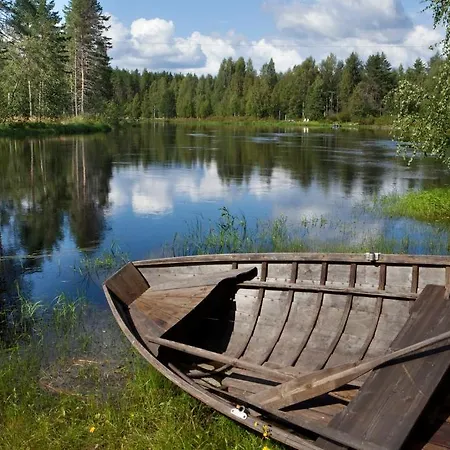 ホテル Moehkoen Rajakartano - Ilomantsi Petkeljärvi