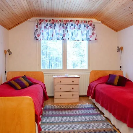 Hotel Moehkoen Rajakartano - Ilomantsi 3*